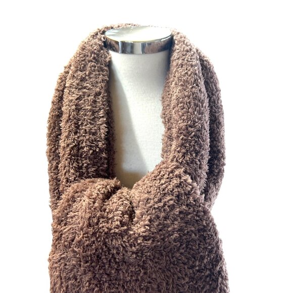 Barefoot Dreams CozyChic Pom Pom Beanie Scarf Set in Chestnut NWT - Picture 4 of 10